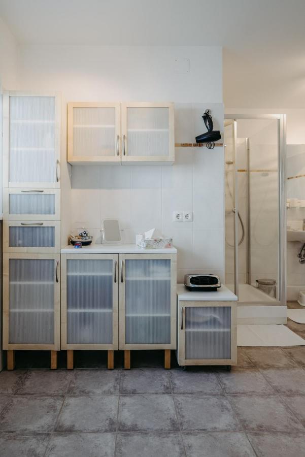 Haus Luna - Privatzimmer Im Sonnigen Suedburgenland Vághegy Kültér fotó