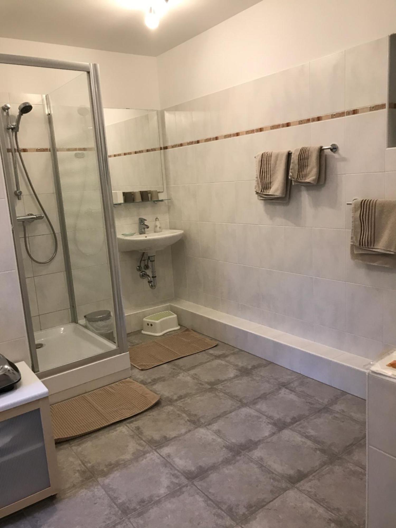 Haus Luna - Privatzimmer Im Sonnigen Suedburgenland Vághegy Kültér fotó