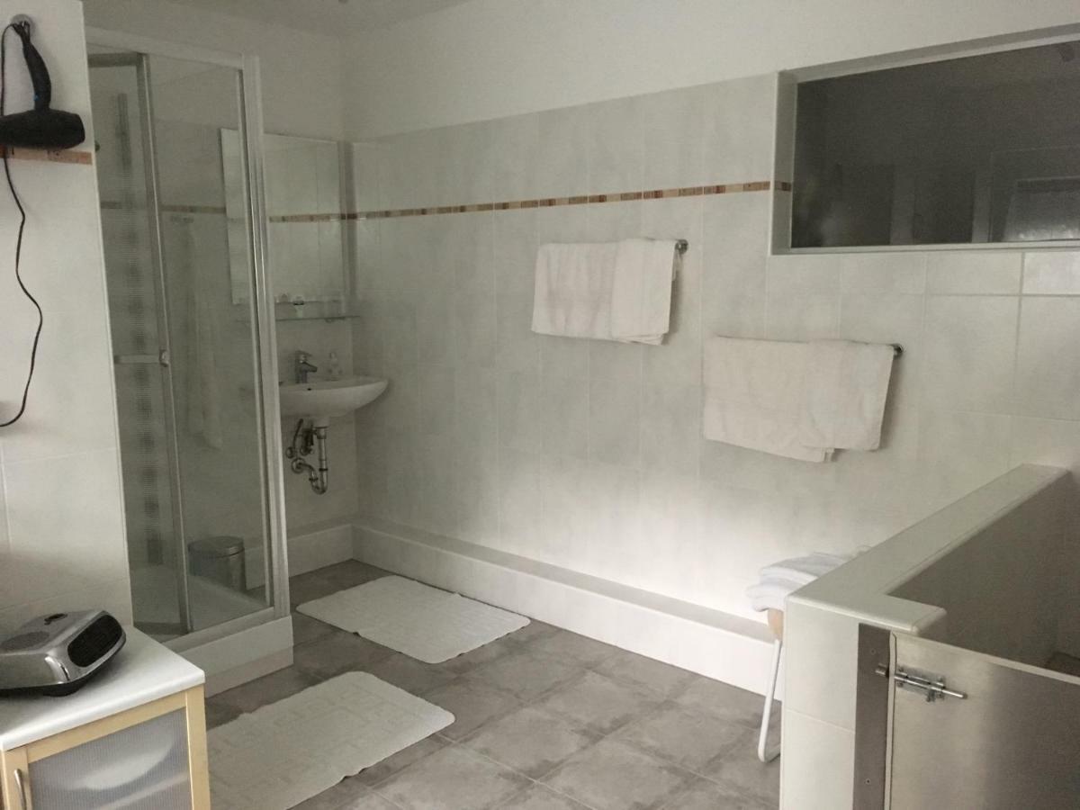Haus Luna - Privatzimmer Im Sonnigen Suedburgenland Vághegy Kültér fotó